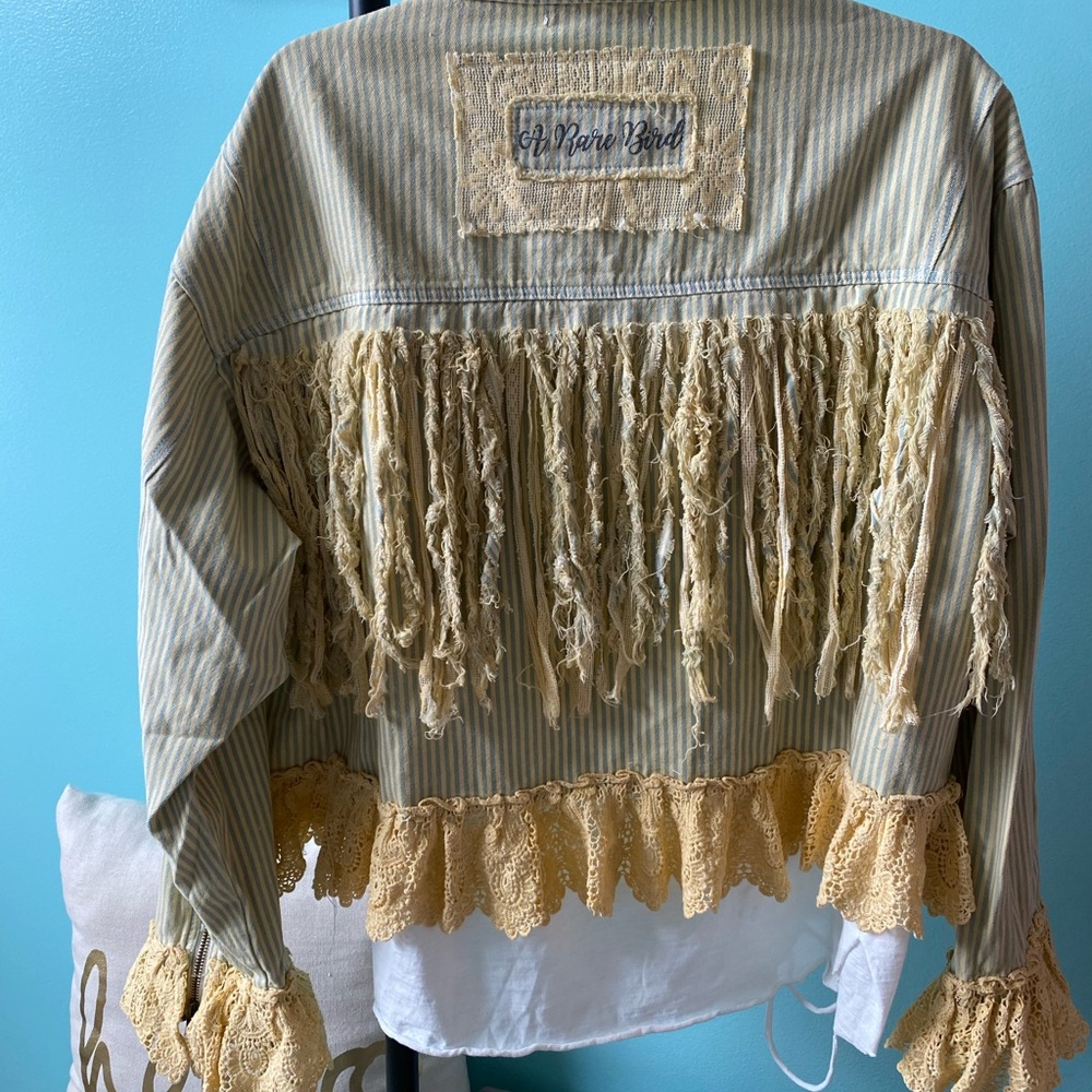 A Rare Bird brand jacket new with tags one size - Picture 2 of 2